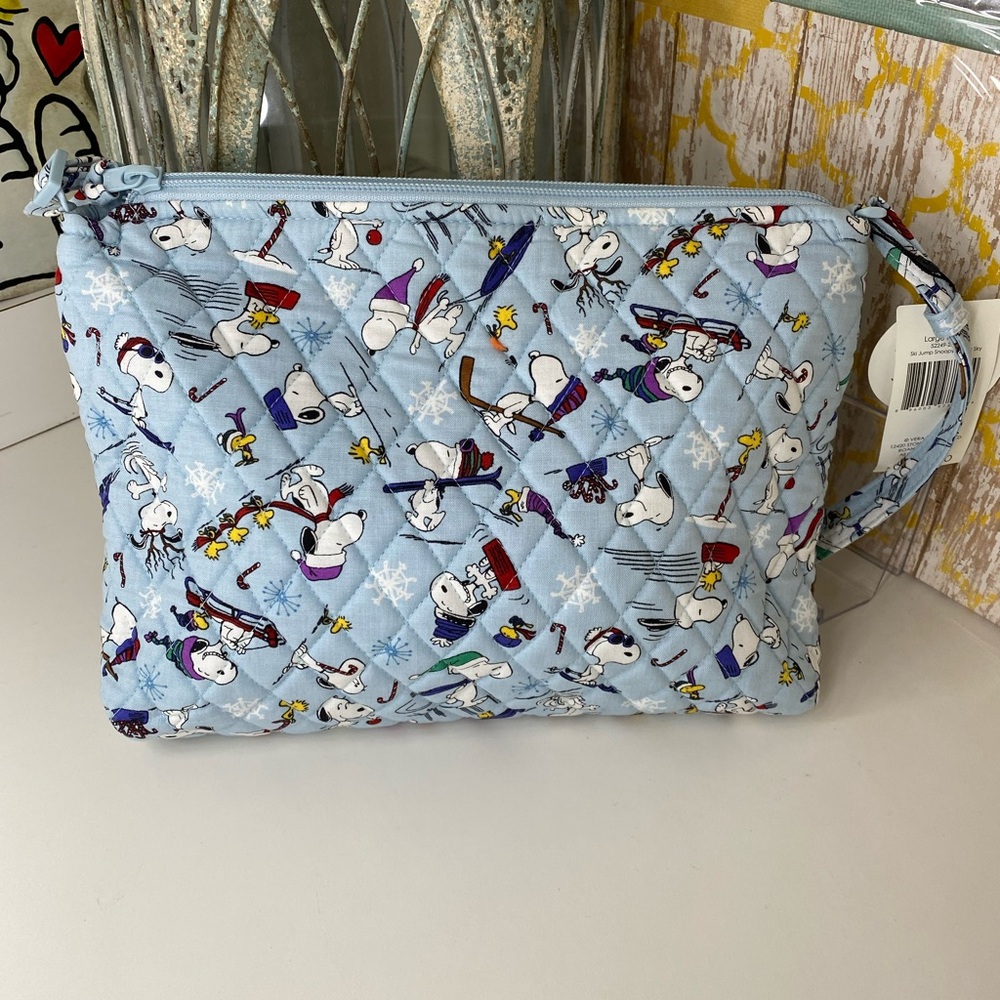 Vera Bradley x Peanuts Snoopy Quilted Crossbody Hipster Bag - Picture 5 of 7